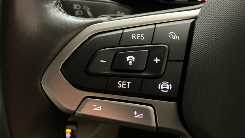 Volkswagen Multivan 2.0 TDI Style 5dr LWB DSG Diesel Estate